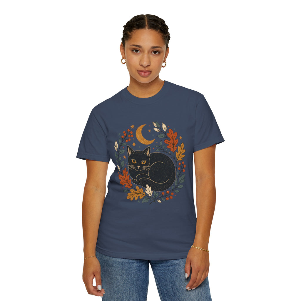 Black Cat Fall Wreath Comfort Colors T-shirt | Crescent Moon, Autumn Leaves